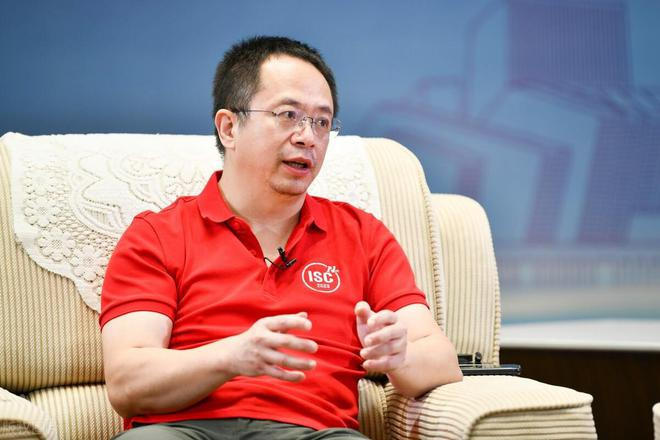 周鸿祎重申对开源技术的坚定信念：开源技术的前景远胜闭源
