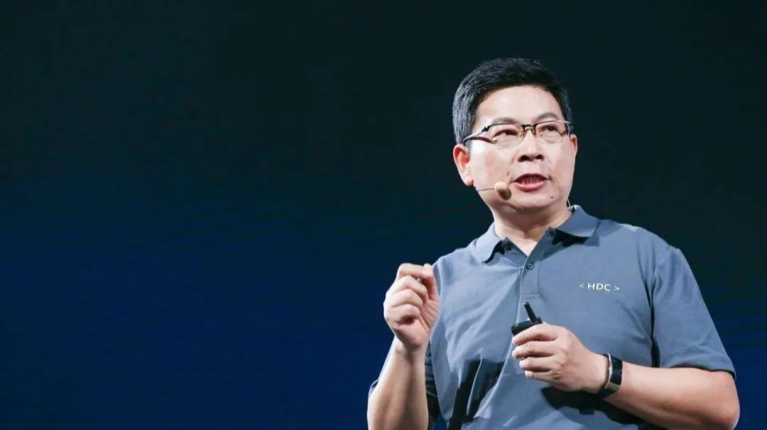 华为调整高层管理结构:余承东升任终端BG董事长