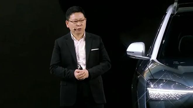 余承东:华为与江淮合作新车型对标并超越迈巴赫