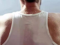 大量出汗后勿只喝白开水:防止低钾血症的重要指南