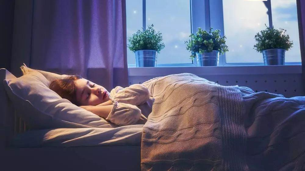熬夜与智力相关?研究称夜猫子智力更高,引发广泛讨论