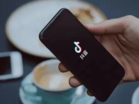 抖音内测“顺手价”功能,深化布局本地生活市场,引领消费新趋势