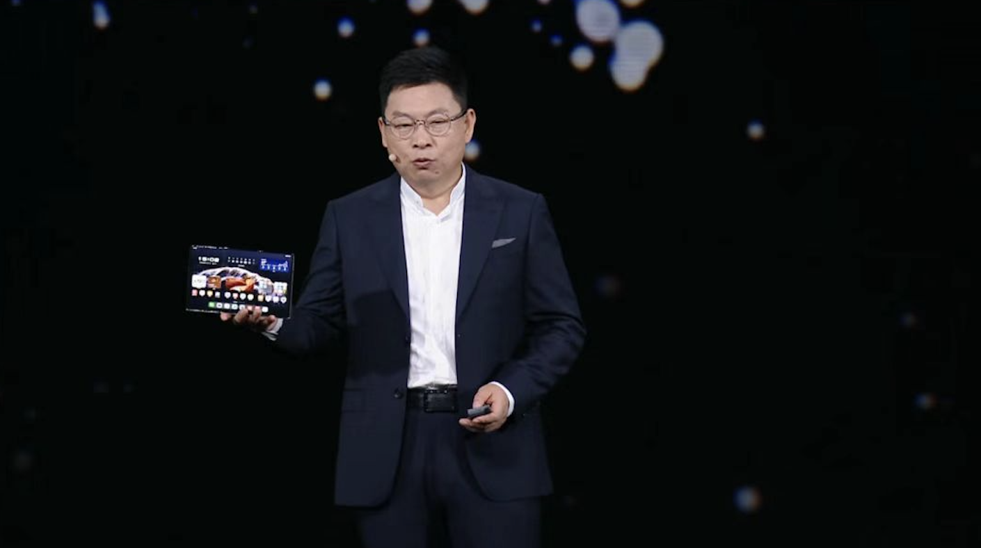 华为发布24999元Mate TV，三折叠手机与智慧屏开启大屏新时代