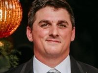 苹果发布会反响平平，粉丝怀念乔布斯时代经典时刻