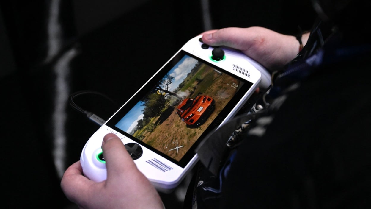 Xbox ROG Ally X提前泄露？法国亚马逊配送失误引发热议