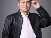 国产芯片破局关键:海光CPU创始人唐志敏直言,软件生态才是真正的“命根子”