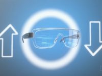 谷歌眼镜的遗产：梦想与现实的碰撞，智能穿戴的先行者与警示